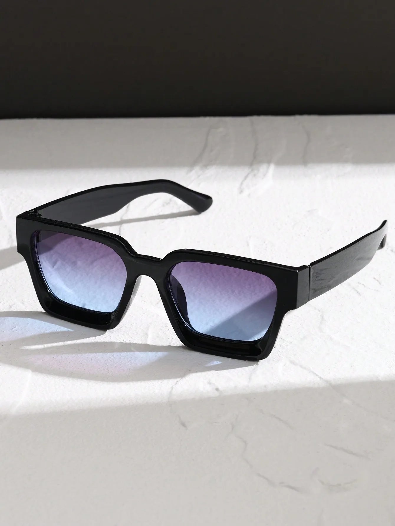 1/2 PC S Classic Fashion Square Plastic Frame Women Sunglasses for Men Daily Life Shades Eyewear Accessories.
