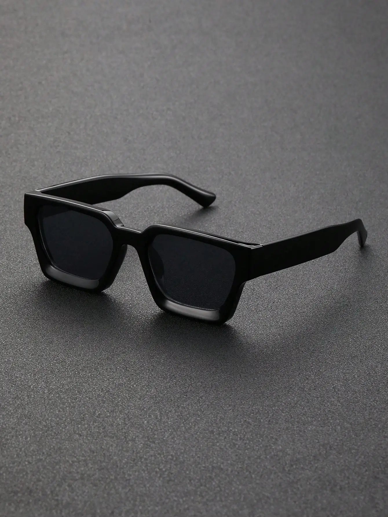 1/2 PC S Classic Fashion Square Plastic Frame Women Sunglasses for Men Daily Life Shades Eyewear Accessories.